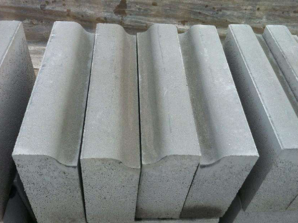 水泥預(yù)制路沿石